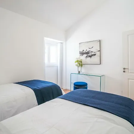Chiado & Design דירה *